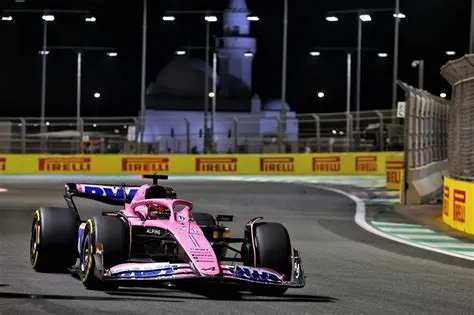 El Gran Premio de Francia de Fórmula 1 2016: Una Batalla Épica Entre el Hombre y la Máquina; un Legado de Victorias para Esteban Ocon